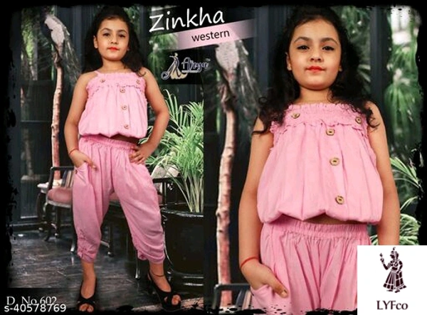 Catalog Name:*Agile Comfy Girls Top & Bottom Sets*Top Fabric: RayonBottom Fabric: RayonSleeve Length: SleevelessTop Pattern: AppliqueBottom Pattern: AppliqueMultipack: Single - 10-11 Years