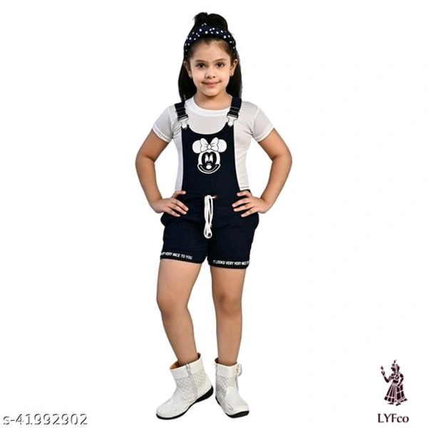 Catalog Name:*Princess Elegant Girls Dungarees*Fabric: Cotton BlendPattern: PrintedMultipack: Single - 4-5