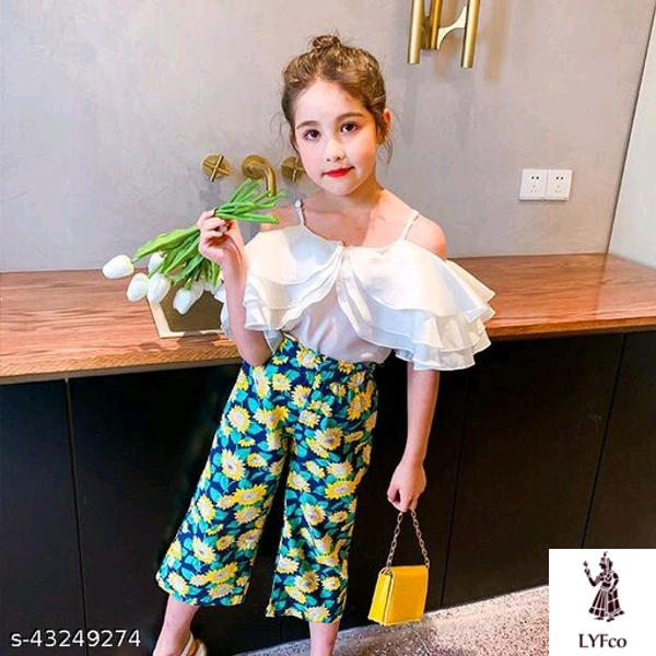 Catalog Name:*Flawsome Elegant Girls Top & Bottom Sets*Top Fabric: CottonBottom Fabric: CottonSleeve Length: Short SleevesTop Pattern: PrintedBottom Pattern: Self DesignMultipack: SingleAdd-Ons: Top/Tshirt - 5-6