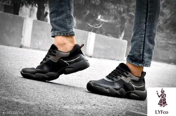 Catalog Name:*Modern Attractive Men Sports Shoes*Material: MeshSole Material: RubberFastening & Back Detail: Lace-UpPattern: SolidMultipack: 1 - 10