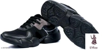 Catalog Name:*Modern Attractive Men Sports Shoes*Material: MeshSole Material: RubberFastening & Back Detail: Lace-UpPattern: SolidMultipack: 1 - 10