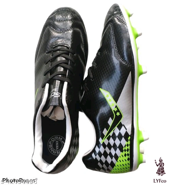 Catalog Name:*Aadab Fabulous Men Sports Shoes*Material: PUSole Material: TPRFastening & Back Detail: Lace-UpPattern: PrintedMultipack: 1 - 10