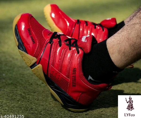 Catalog Name:*Latest Attractive Men Sports Shoes*Material: Syntethic LeatherSole Material: RubberFastening & Back Detail: Lace-UpMultipack: 1 - 9