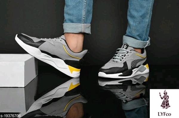 Catalog Name:*Unique Fashionable Men Sports Shoes*Material: MeshFastening & Back Detail: Lace-UpPattern: ColorblockedMultipack: 1 - 7