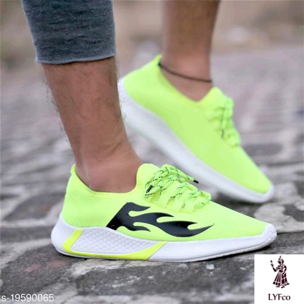 Catalog Name:*Modern Fabulous Men Sports Shoes*Material: MeshSole Material: RubberFastening & Back Detail: Lace-UpPattern: PrintedMultipack: 1 - 7