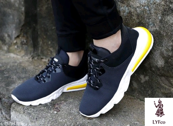 Catalog Name:*Latest Trendy Men Sports Shoes*Material: TextileSole Material: EVAFastening & Back Detail: Lace-UpPattern: StripedMultipack: 1 - 7