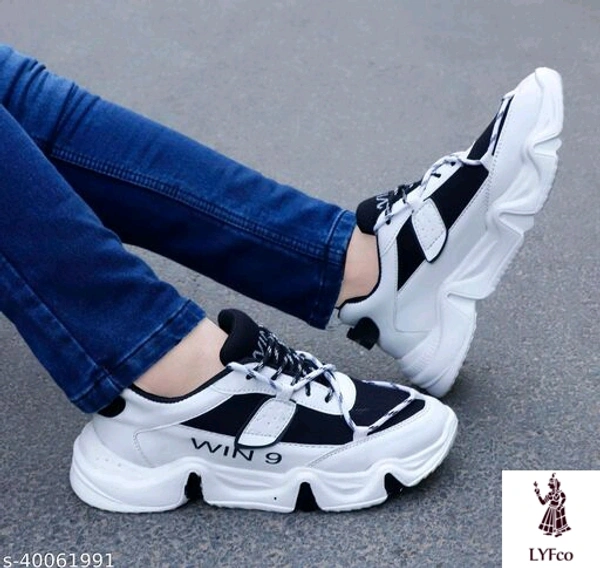 Catalog Name:*Modern Fabulous Men Sports Shoes*Material: MeshSole Material: RubberFastening & Back Detail: Lace-UpPattern: PrintedMultipack: 1 - 10