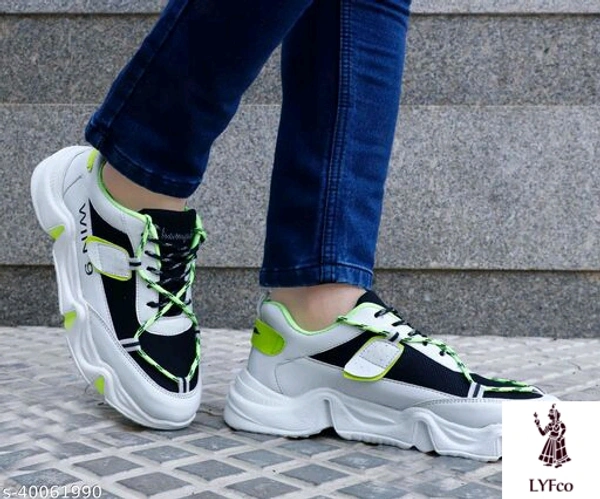 Catalog Name:*Modern Fabulous Men Sports Shoes*Material: MeshSole Material: RubberFastening & Back Detail: Lace-UpPattern: PrintedMultipack: 1 - 10