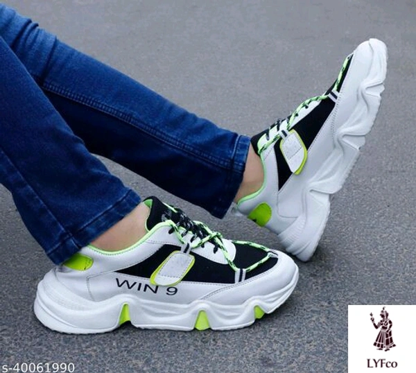 Catalog Name:*Modern Fabulous Men Sports Shoes*Material: MeshSole Material: RubberFastening & Back Detail: Lace-UpPattern: PrintedMultipack: 1 - 10