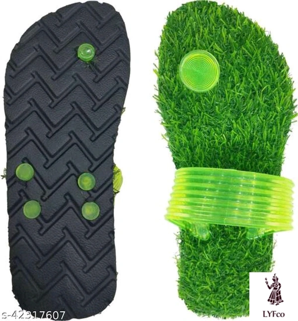 Catalog Name:*Relaxed Graceful Men Flip Flops*Material: PU / LeatherSole Material: RubberFastening & Back Detail: BucklePattern: Product DependentMultipack: 1 - 5