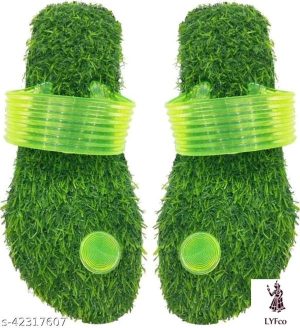 Catalog Name:*Relaxed Graceful Men Flip Flops*Material: PU / LeatherSole Material: RubberFastening & Back Detail: BucklePattern: Product DependentMultipack: 1 - 5