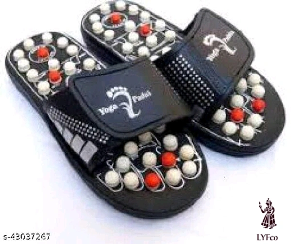Catalog Name:*Relaxed Fashionable Men Flip Flops*Material: SuedeSole Material: EVAFastening & Back Detail: Slip-OnPattern: SolidMultipack: 1 - 6