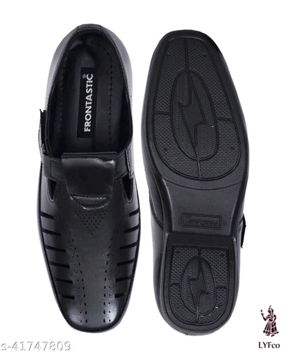 Catalog Name:*Relaxed Attractive Men Sandals*Material: Syntethic LeatherSole Material: PVCFastening & Back Detail: VelcroPattern: SolidMultipack: 1 - 7