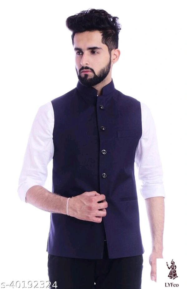 Catalog Name:*Modern Men Ethnic Jackets*Fabric: Jute CottonSleeve Length: SleevelessPattern: SolidCombo of: Single - L