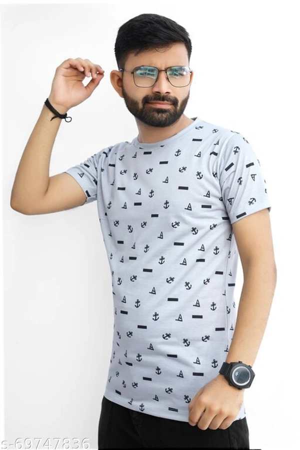 T Shirt  - L