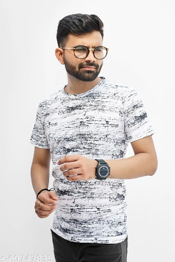 T Shirt  - L