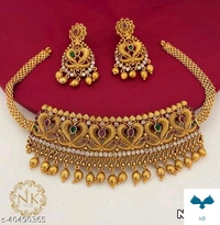 Shimmering Chic Jewellery Sets