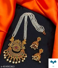 Shimmering Chic Jewellery Sets