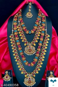 Shimmering Chic Jewellery Sets