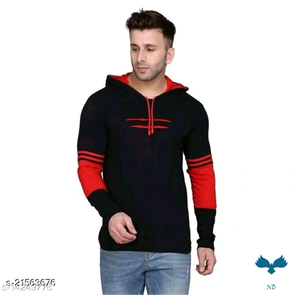 Trendy Mens T-shirt - S
