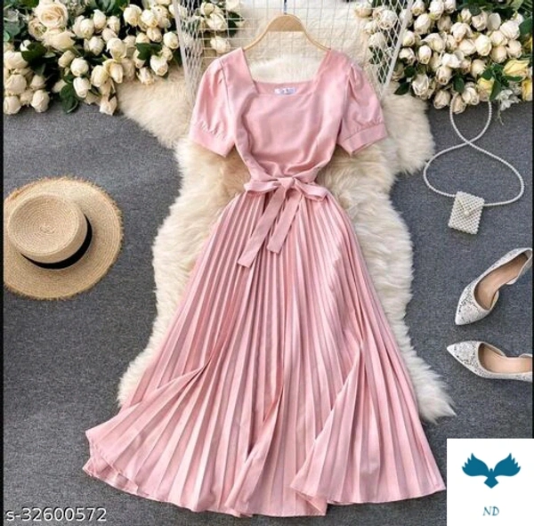Classy Fabulous Women Dresses - M