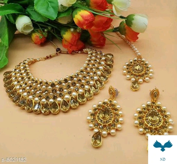 Necklacs set
