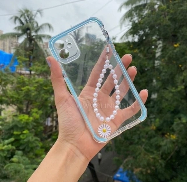 Daisy Phone Charm - white