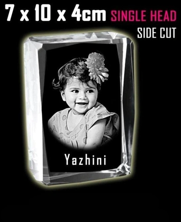 7x10x4 Cms - 3D Engraved Crystal Cube