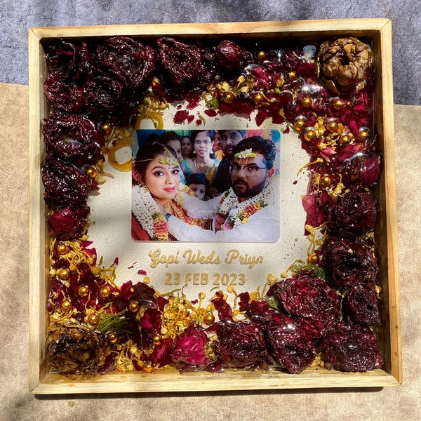 8x8" Inch - Resin Wooden Box Frame