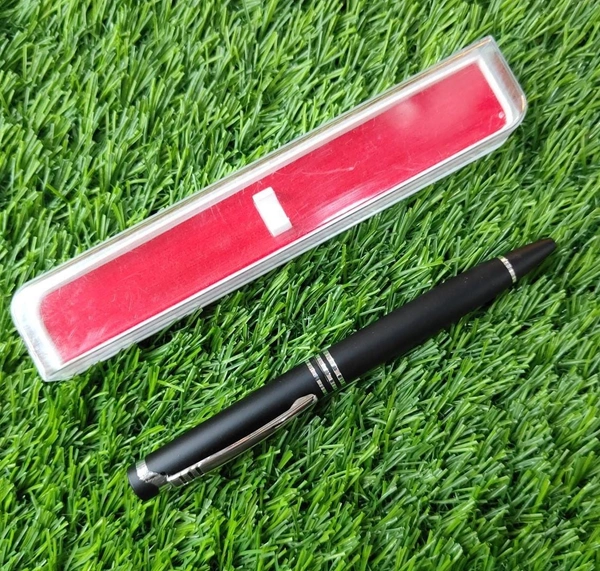 Black & Silver Rings Pen