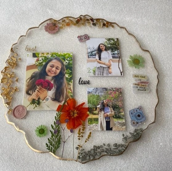 8" Inch Round Agate Resin Frame with Photos and Customised text