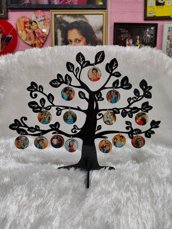 Dream Tree With 30 Photos - MDF Collage Table Frame
