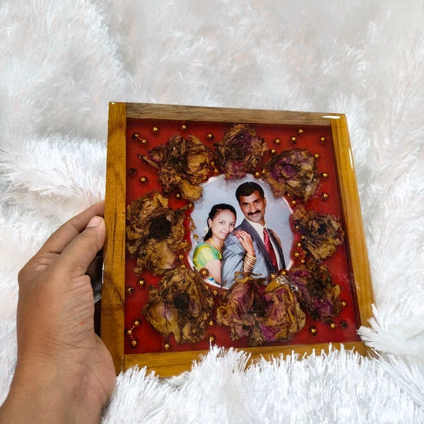 8inch Wood Resin - Garland preserved - 12mm depth