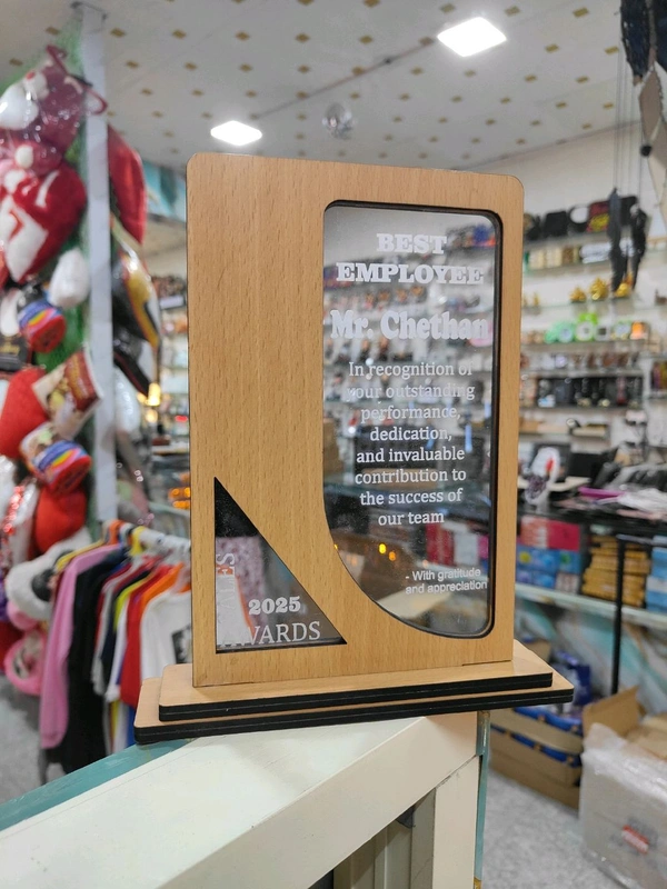 MDF Wooden Memento / Trophy (MWM-09)