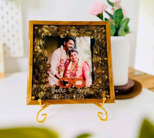 Varmala and Thali Preserved in12inch Wooden Frame With 10mm Depth Design 5