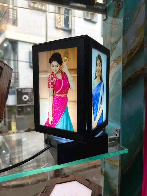 Rotating Lamp - 4x6 Inch Square