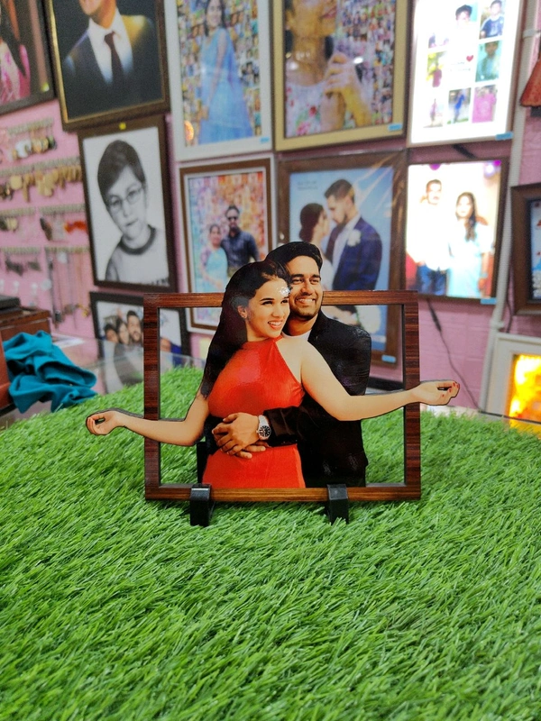 Frame Me up - Customized Cutout Frame