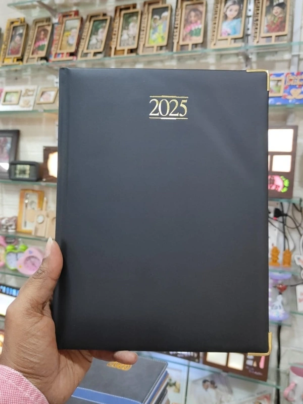 2025 Personalized Diary - MAZ07