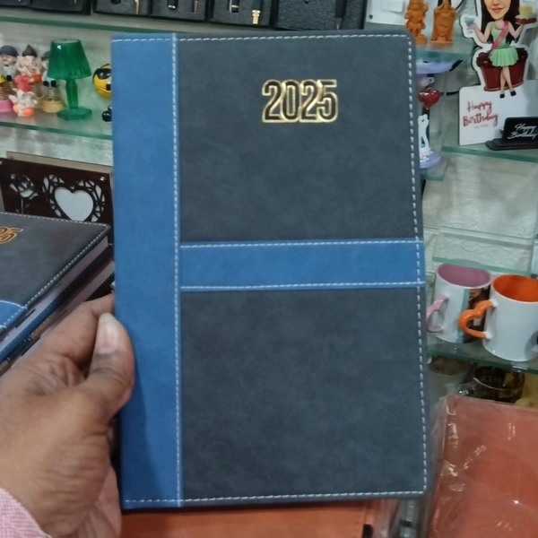 2025 Personalized Diary - MAZ08