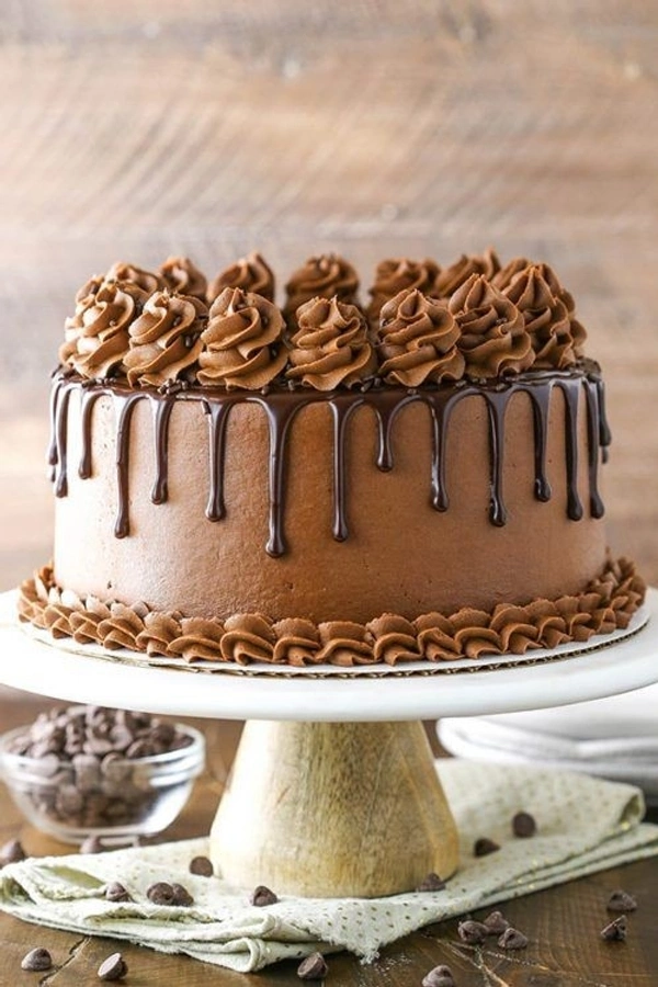 Chocolate Cake - Brown, Large