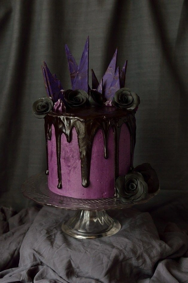 Black Berry Cake - Purple, Large