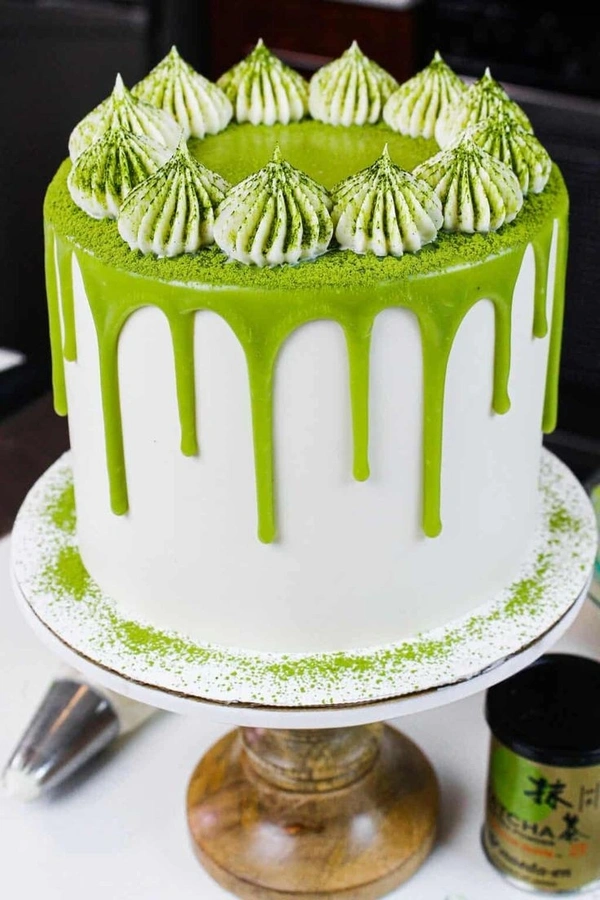 Green Velvet Cake - Green, Large