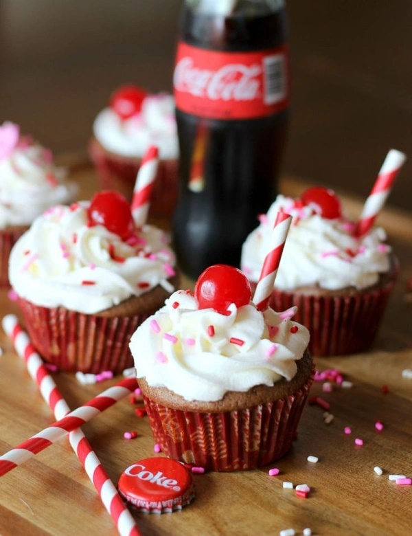 Coco Cola Cup Cake - Brown, Medium