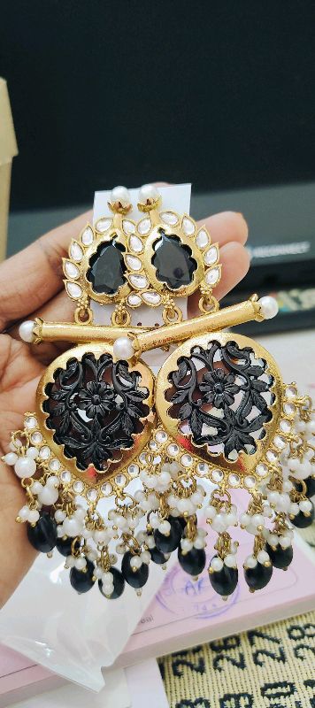 Buy Red Pearl Mang Tika and Earrings Combo Set/ Jadau Earrings Mangtika Set  / Indian Wedding Chandbali Earring / Kundan Bridal Jewelry Online in India  - Etsy