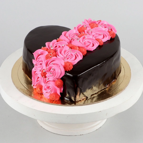 Rose Hard Designer Cake Chocolate - 2 Pound