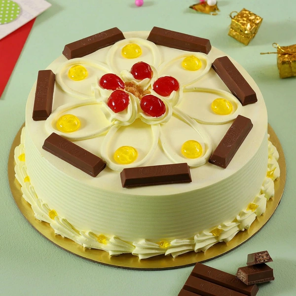 Kit Kat Butterscotch Cake - 2 Pound
