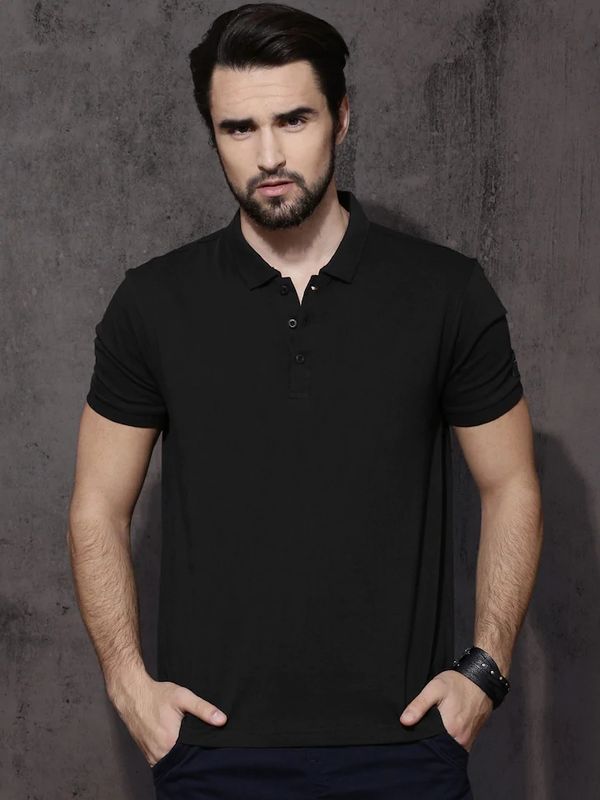 BUY 2 GET 500 OFF. Solid Polo neck T-SHIRT With pocket