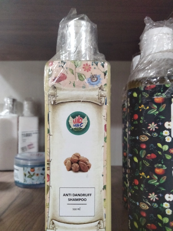Mild Magic Anti Dandruff Shampoo 200ml