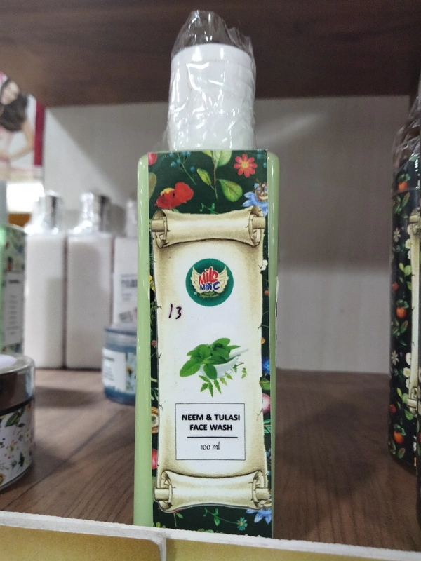 Mild Magic  Neem & Tulasi Face Wash 100ml