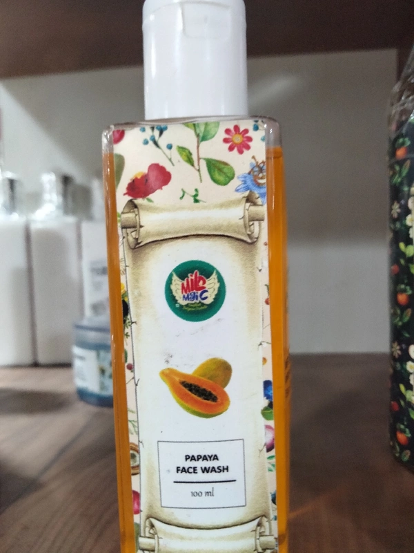 Mild Magic Papaya Face Wash 100ml